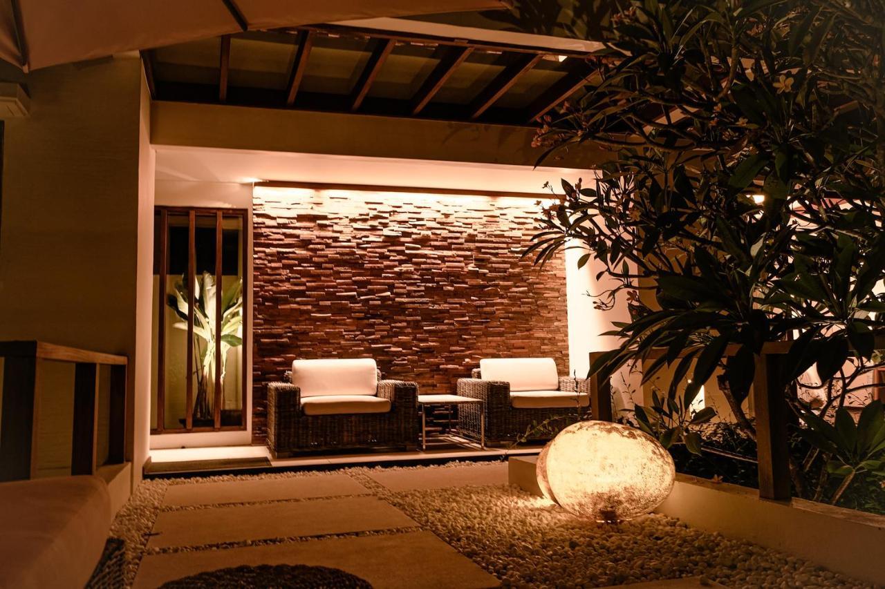 Sunset Palms Beach Villa Jimbaran  Exterior photo